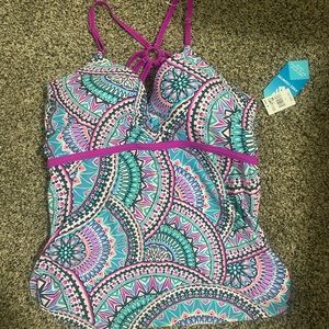 Free Country tankini top.  New with tags.  Size XL